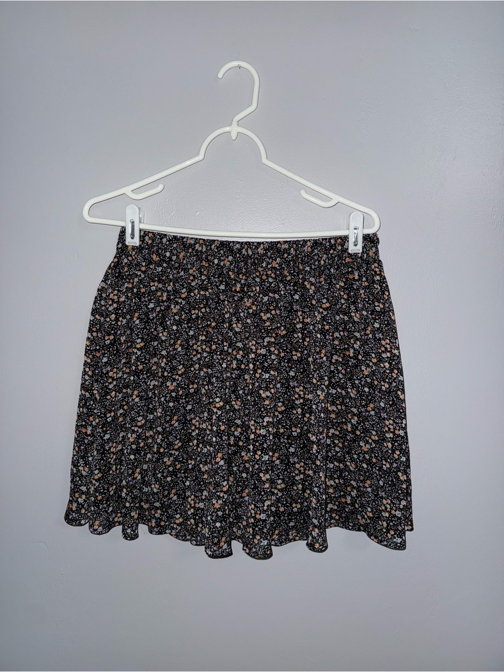 Forever 21 Black Floral Skater Mini Skirt